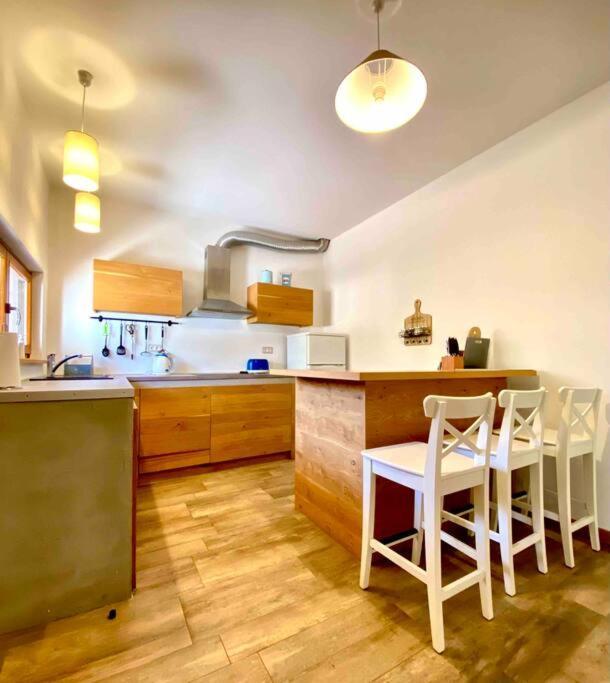 Casa Rustica Appartement Buici  Buitenkant foto