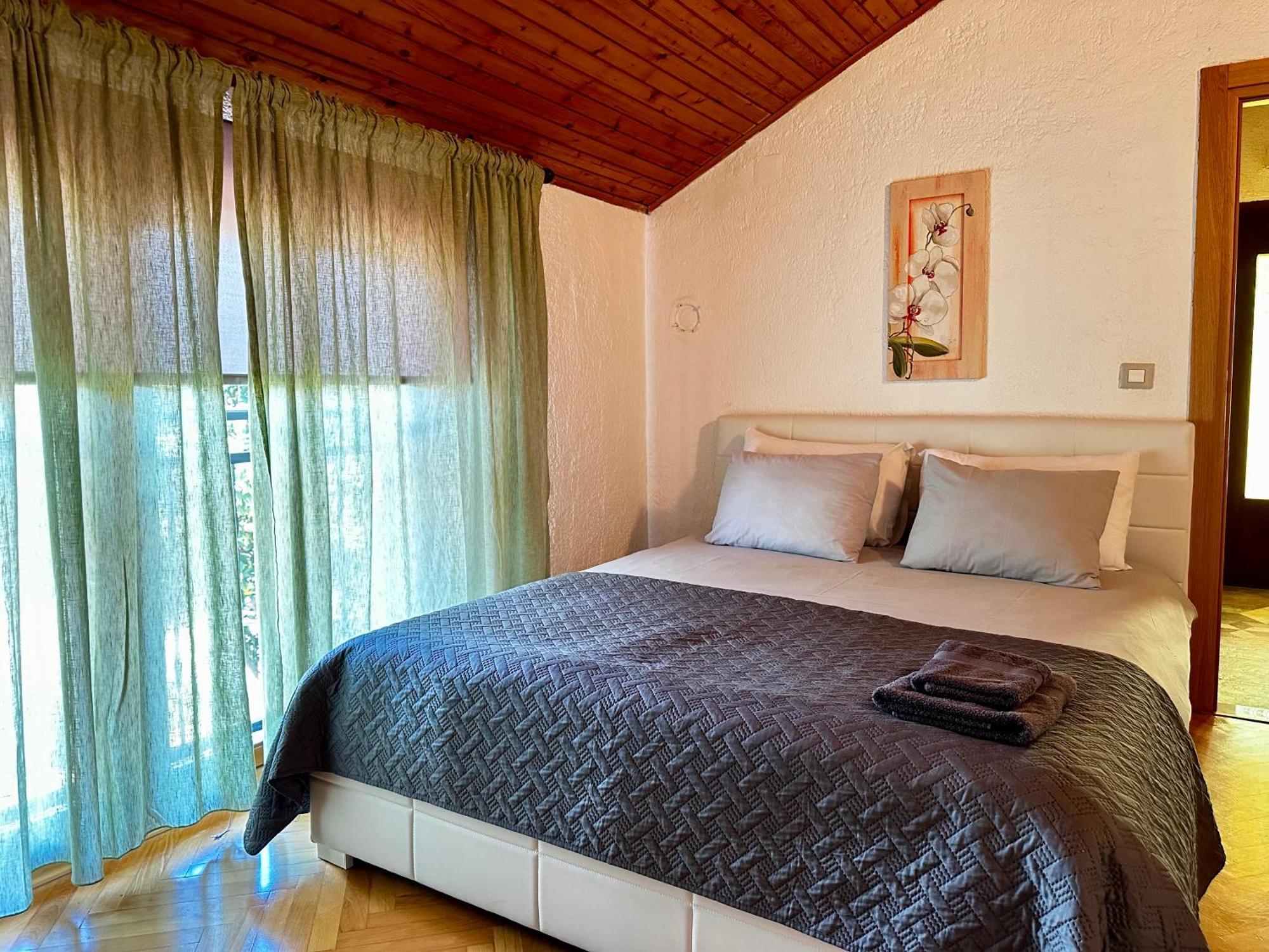 Casa Rustica Appartement Buici  Buitenkant foto